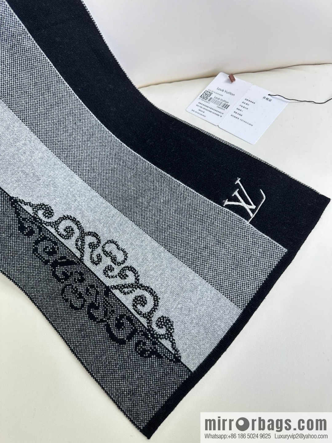 LV 2023 Classic Plaid Jacquard, High-end Men's Scarf