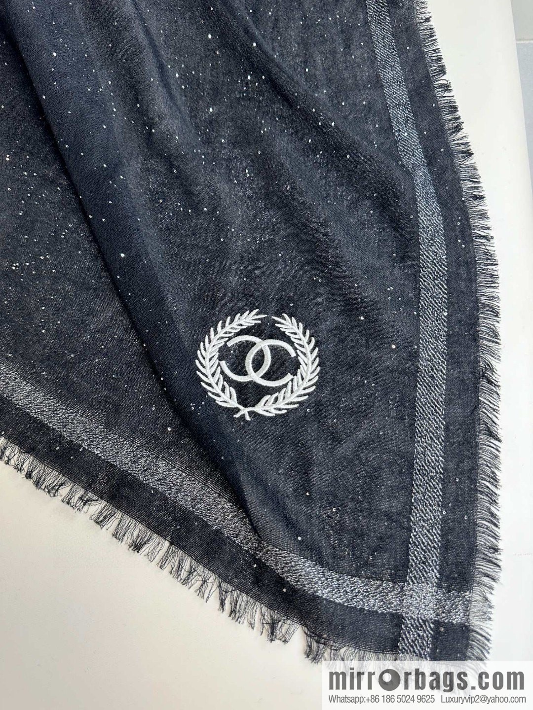 CHANEL ultra-fine wool cashmere yarn scarf