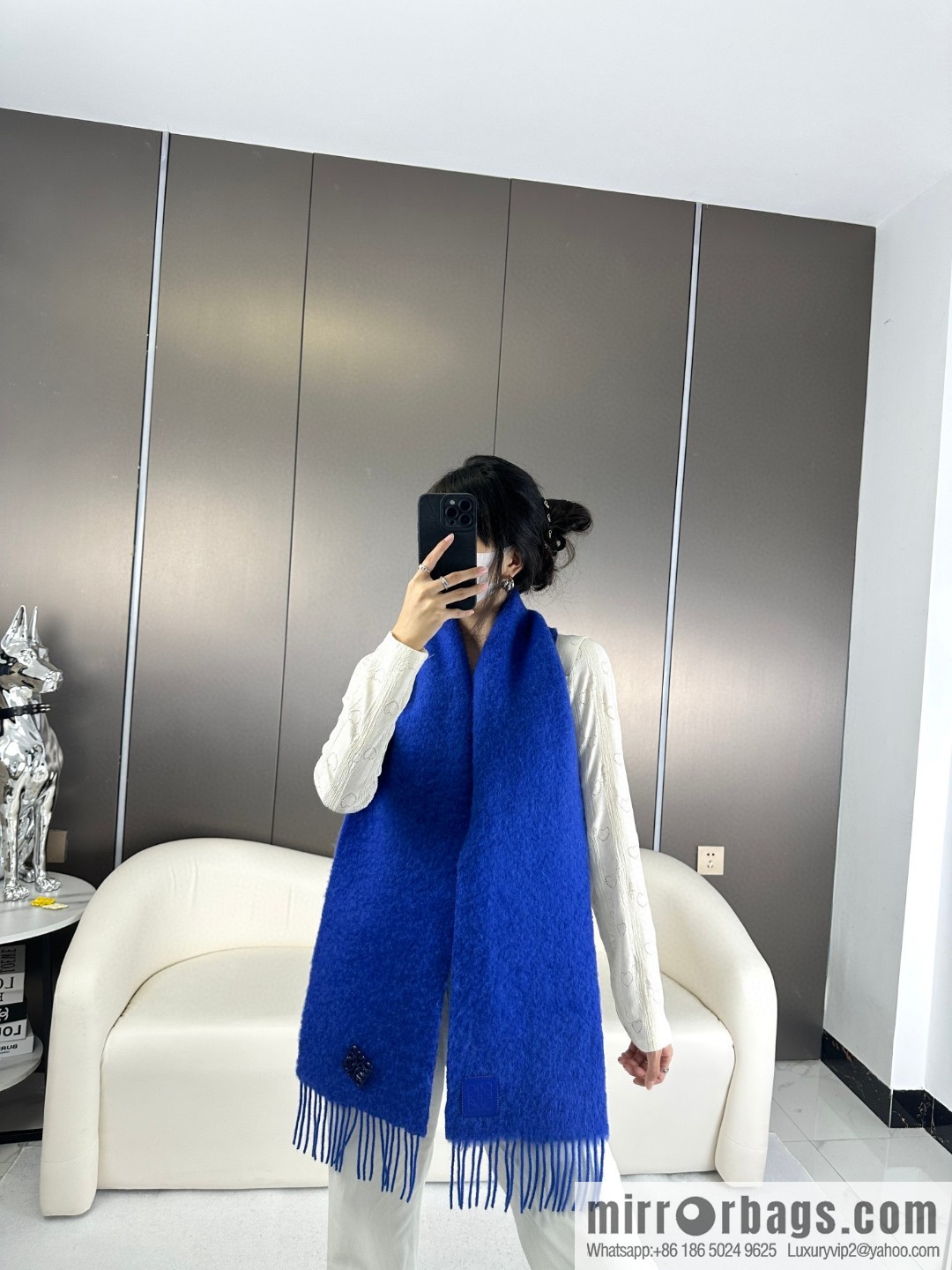 LOEWE new mohair brooch scarf