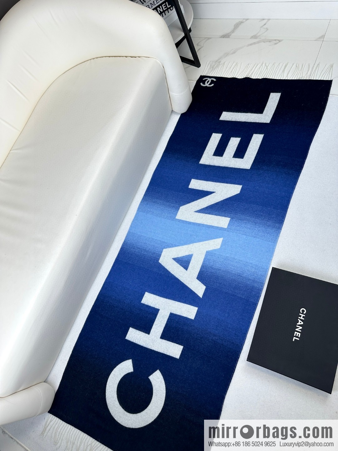 CHANEL gradual change double-sided scarf shawl