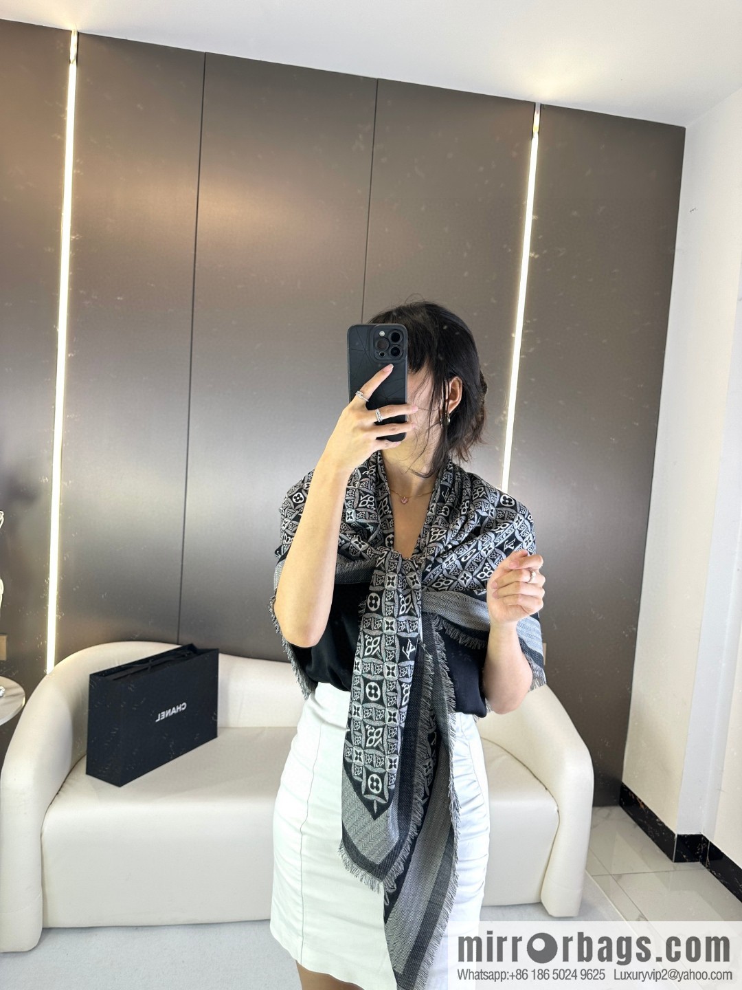 LV 2023 new 1854 cashmere square scarf