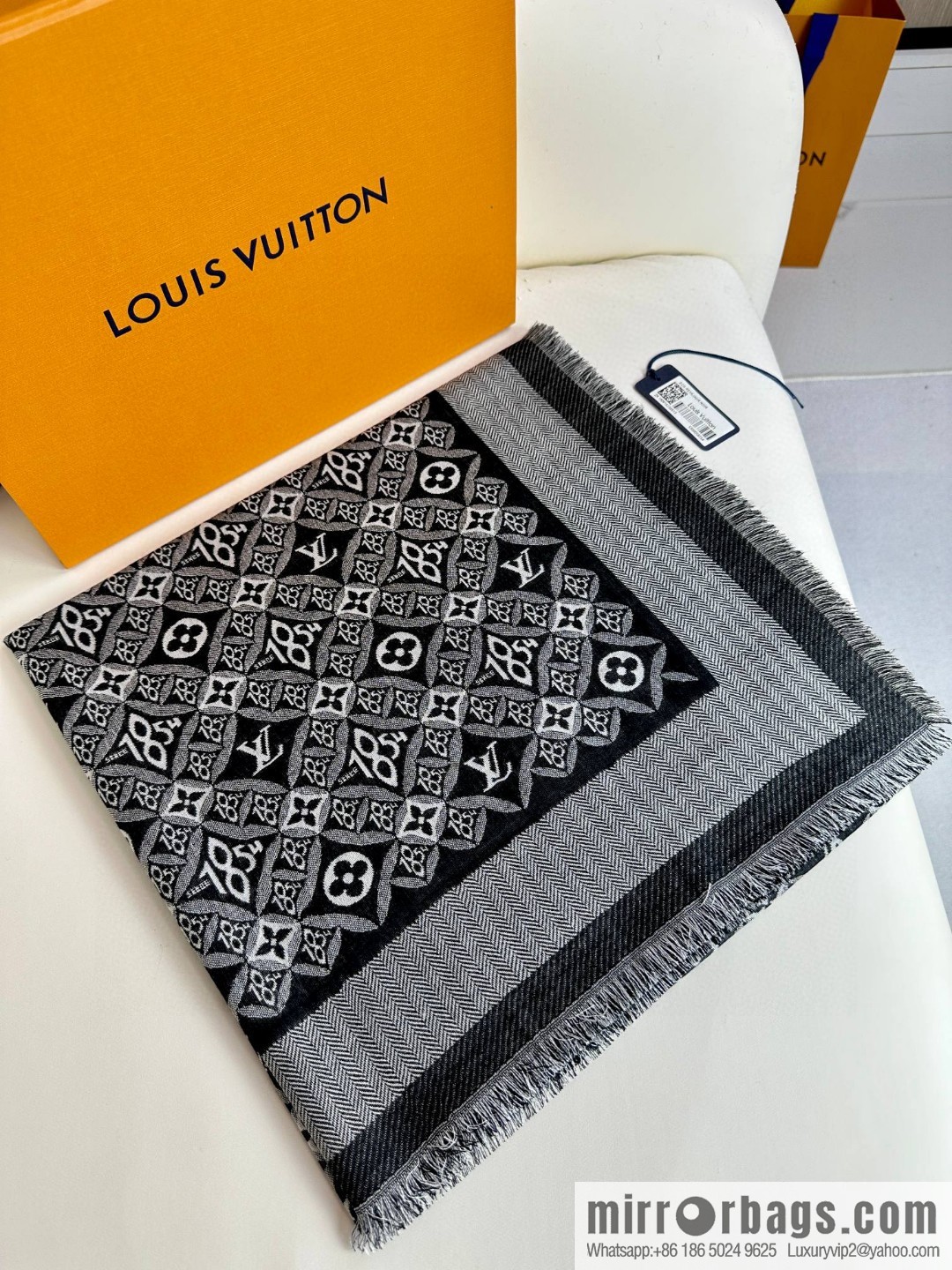 LV 2023 new 1854 cashmere square scarf