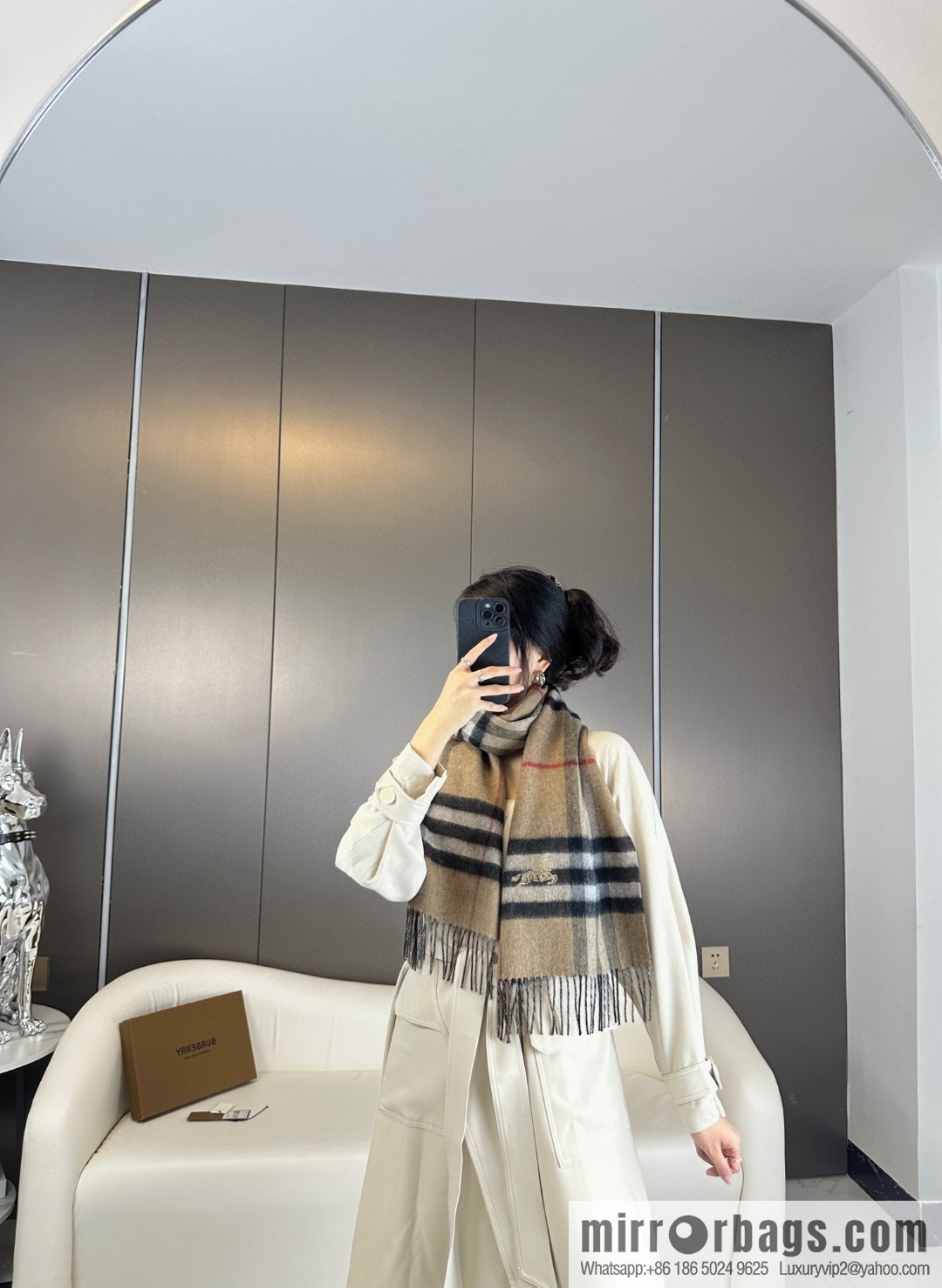 Burberry Burberry 2023 new, double-sided warhorse, men's and women's cashmere scarf