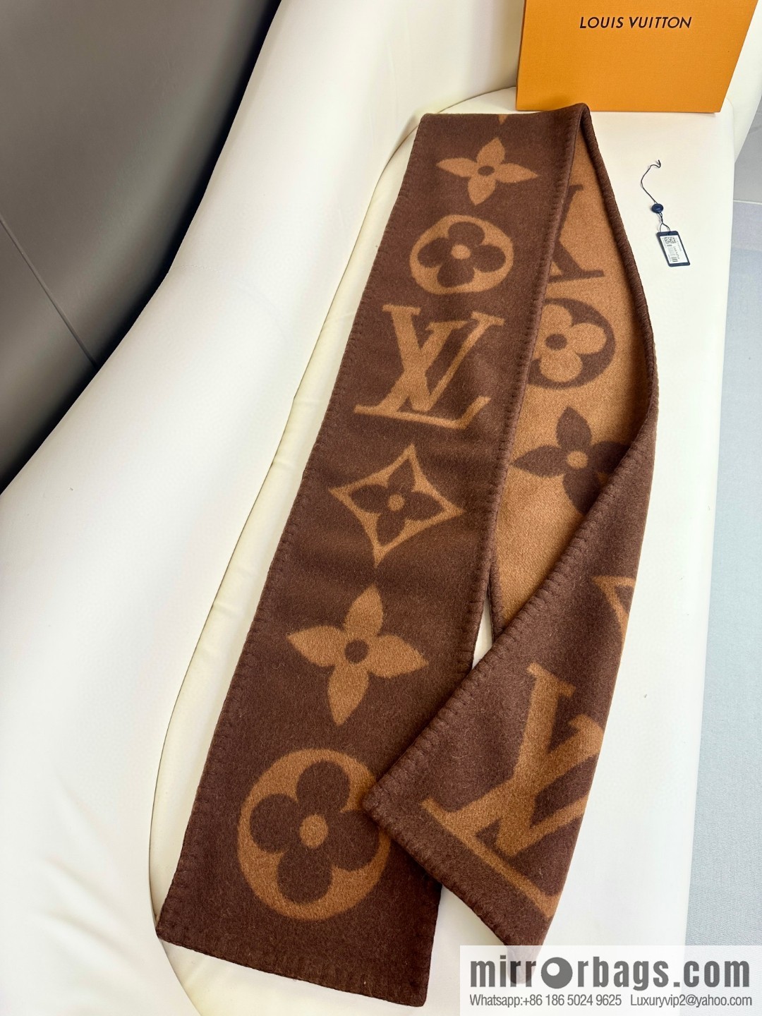 LV wool knitted jacquard, classic pattern, cashmere scarf