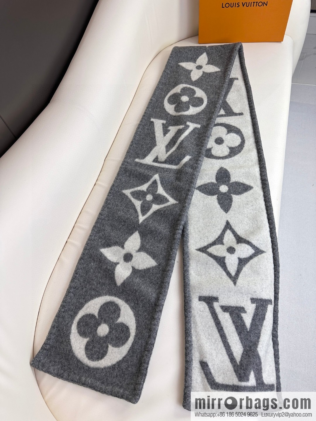 LV wool knitted jacquard, classic pattern, cashmere scarf
