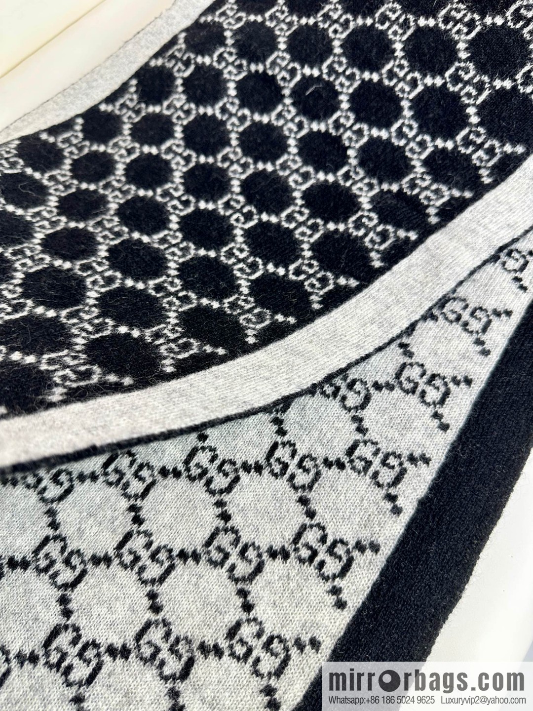 GUCCI 2023 new men's and women's same knitted scarf