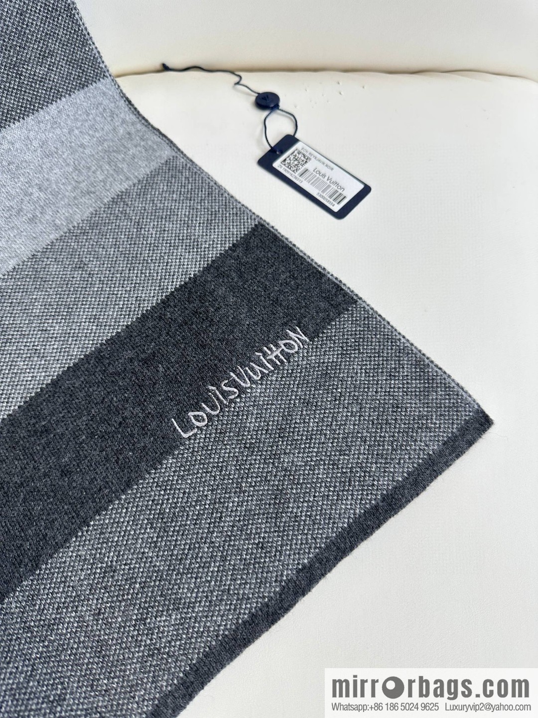 LV Knitted Striped, Unisex Scarf