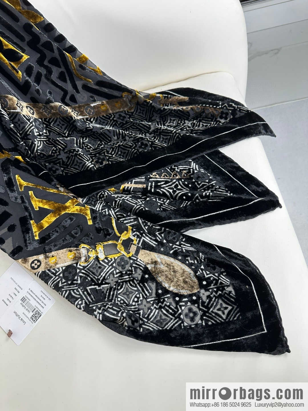 LV silk plus cashmere square towel.