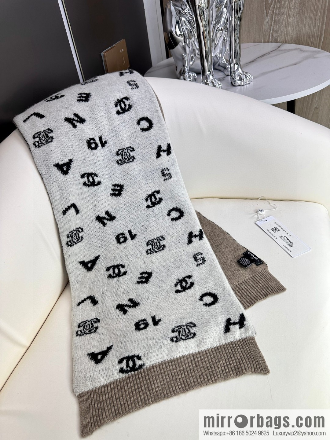 CHANEL counter cashmere scarf