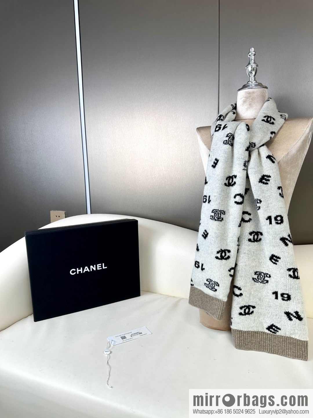 CHANEL counter cashmere scarf