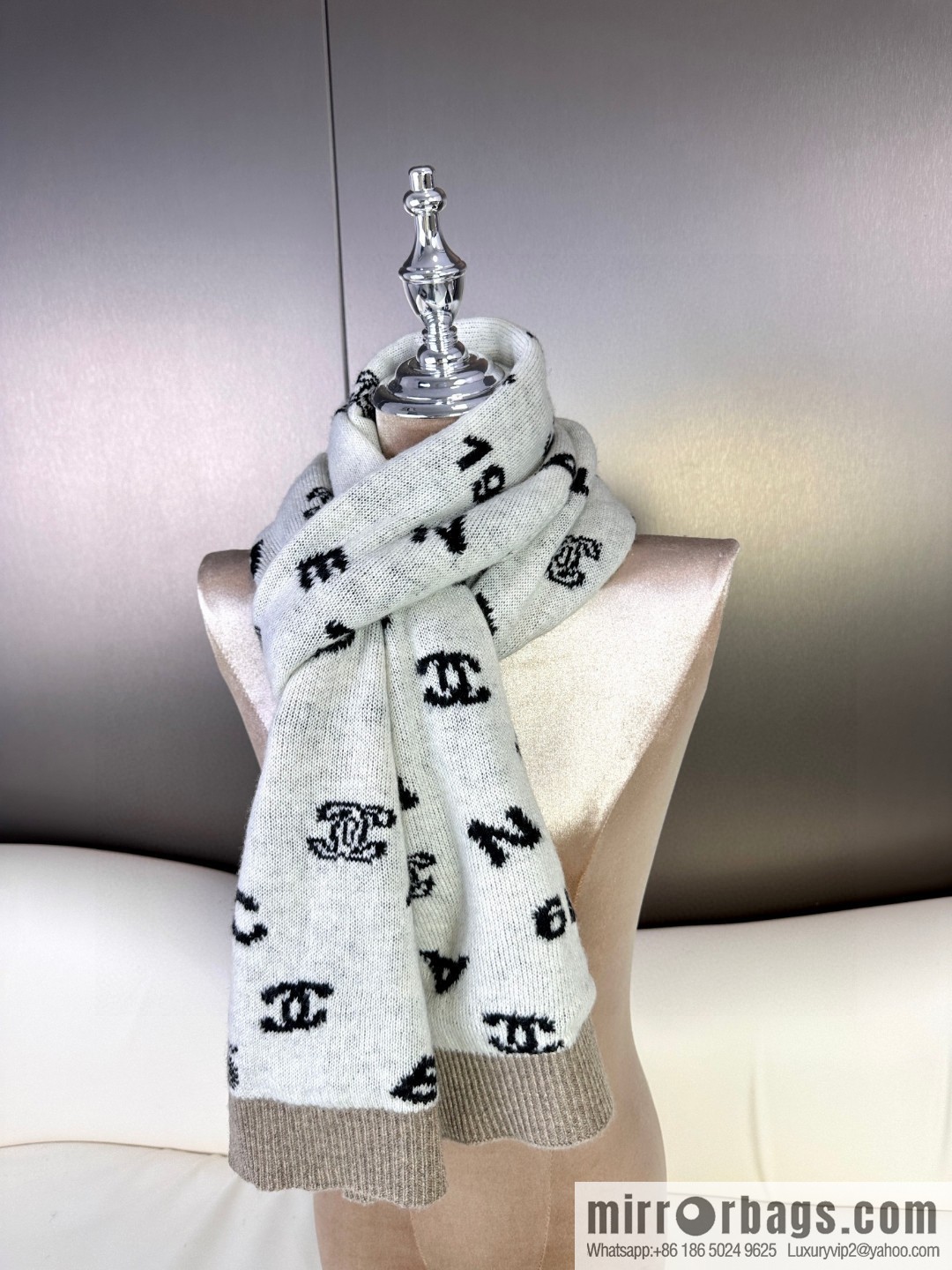 CHANEL counter cashmere scarf