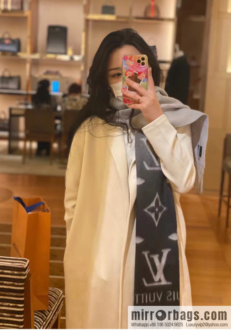 LV 𝑹𝒆𝒚𝒌𝒋𝒂𝒗𝒊𝒌 Double Sided Cashmere Scarf