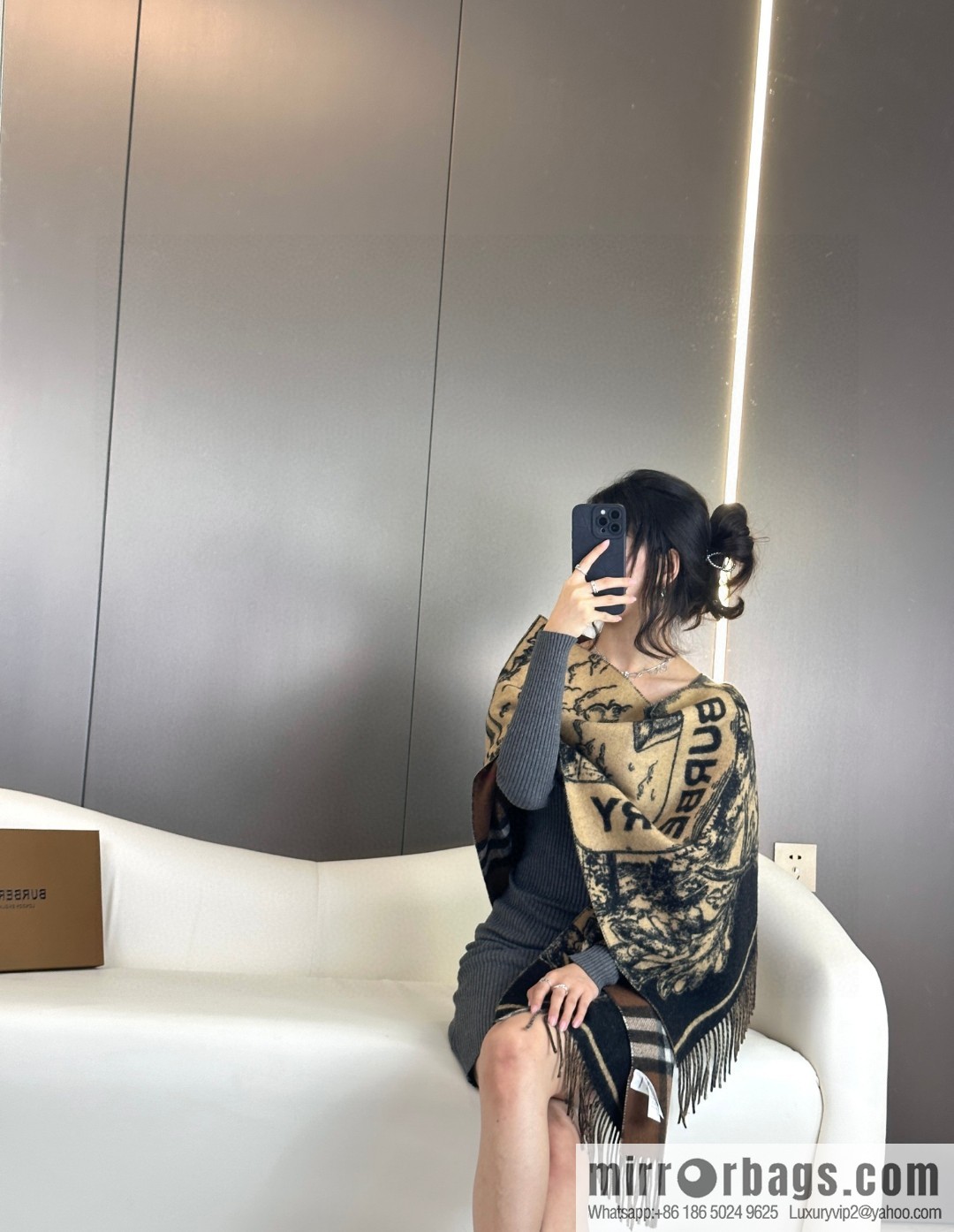 Burberry 2023Bur Warhorse Knight Double Sided Shawl
