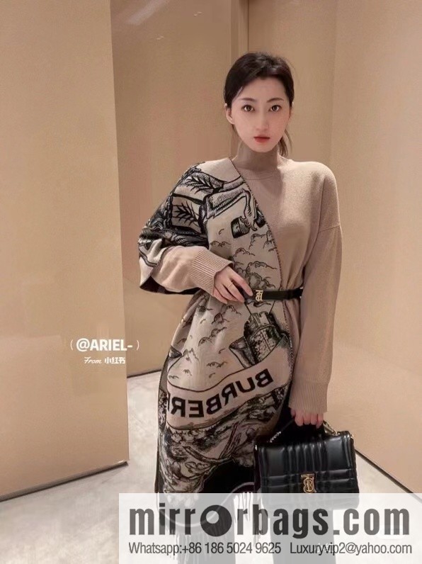 Burberry 2023Bur Warhorse Knight Double Sided Shawl
