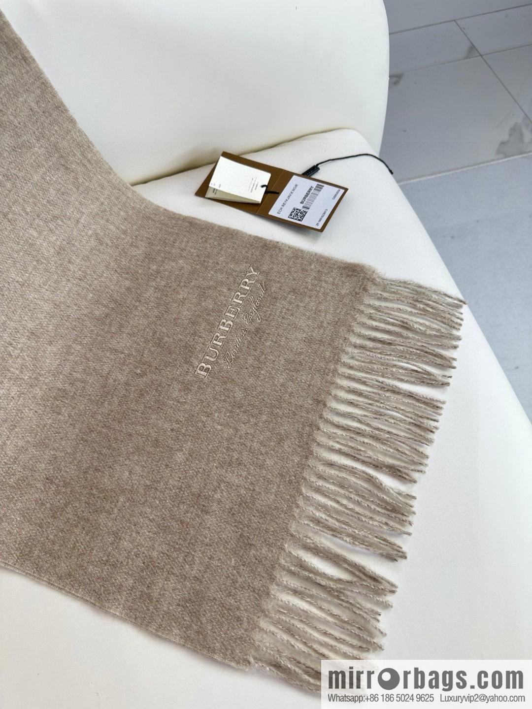 Burberry Burberry 2023 Paris Fashion Show Double Sided Cashmere Scarf
