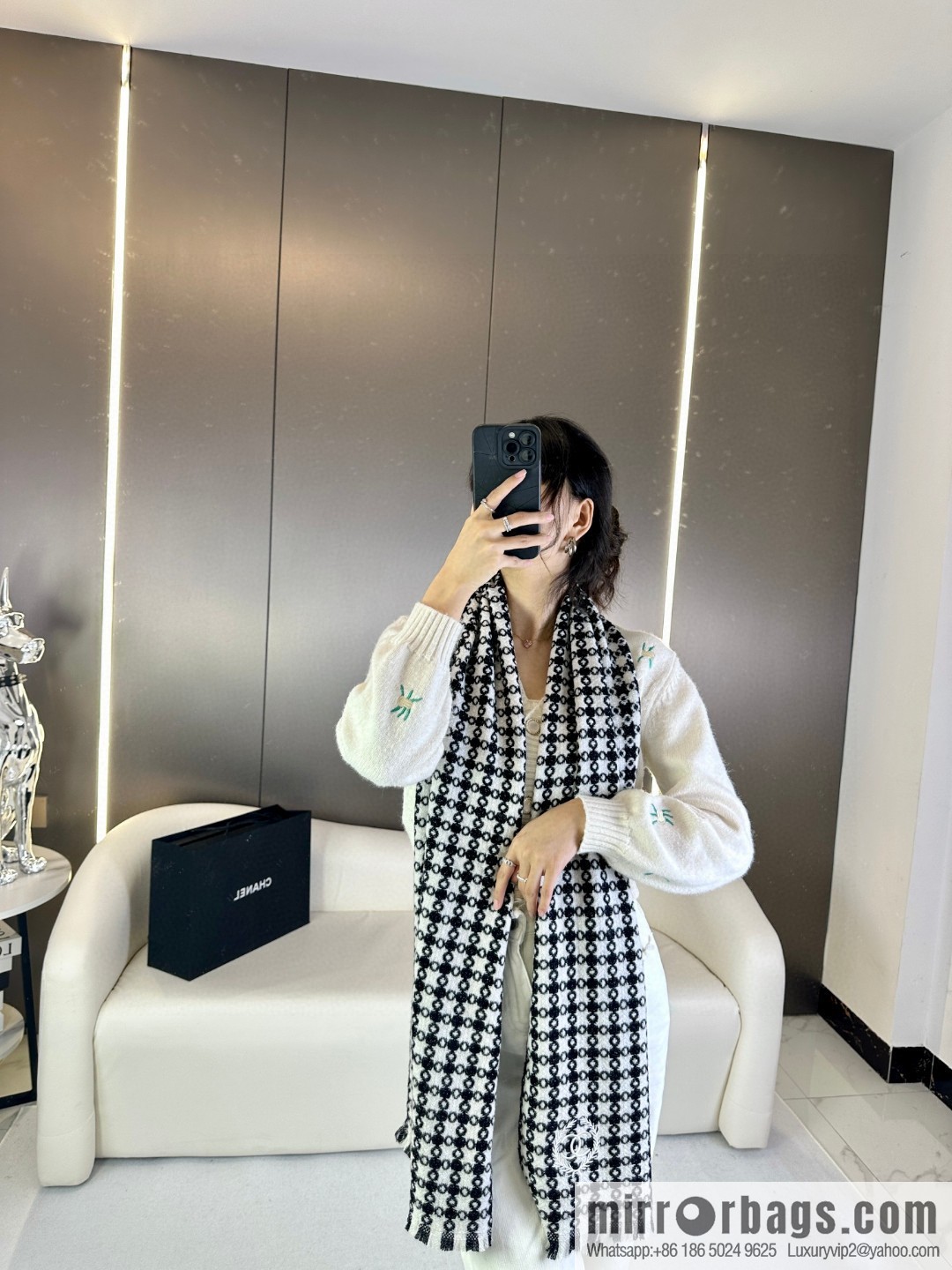 CHANEL 2023 Chanel new cashmere thousand bird grid scarf