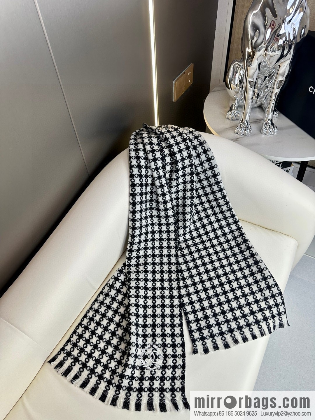 CHANEL 2023 Chanel new cashmere thousand bird grid scarf
