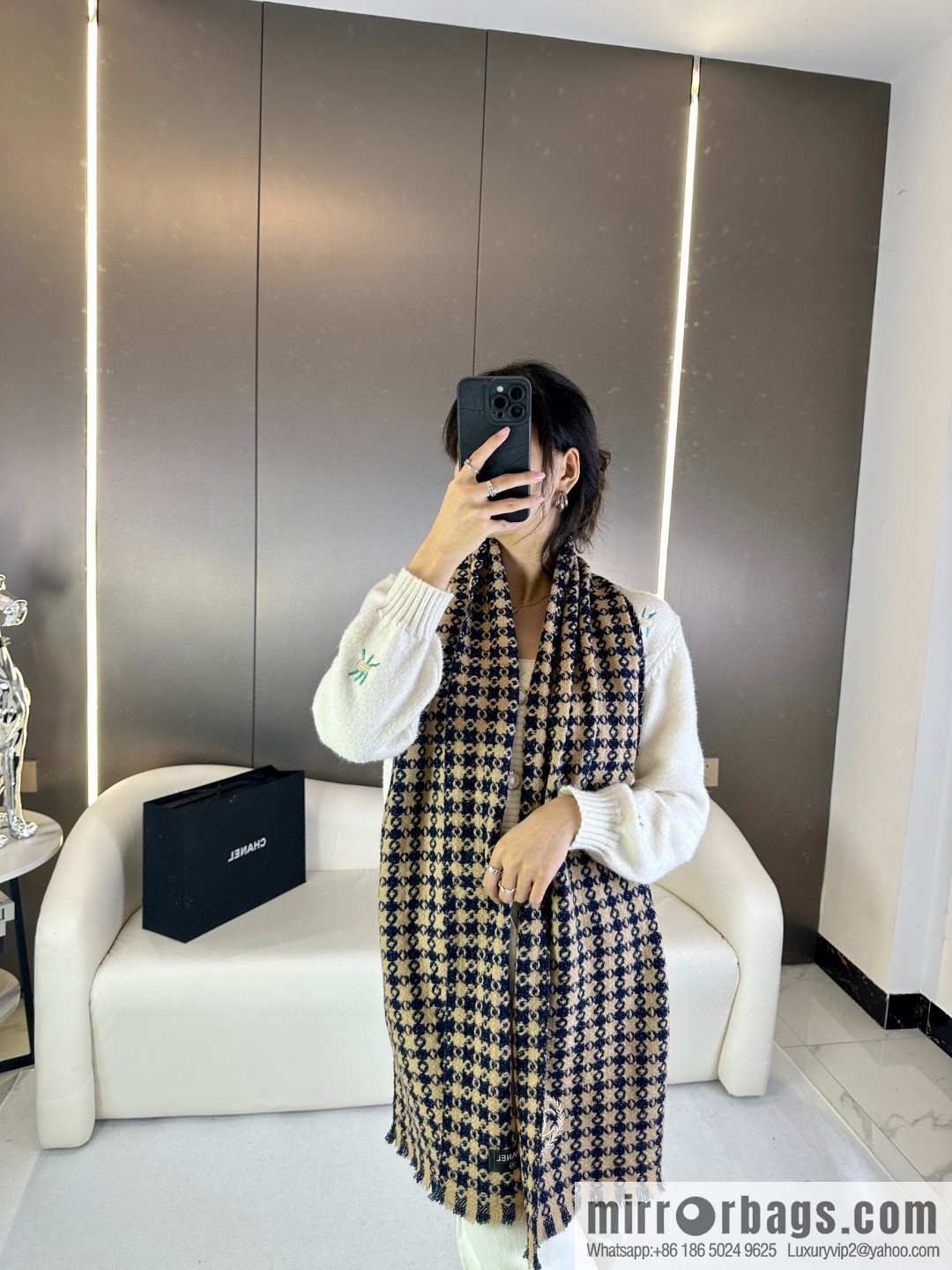 CHANEL 2023 Chanel new cashmere thousand bird grid scarf