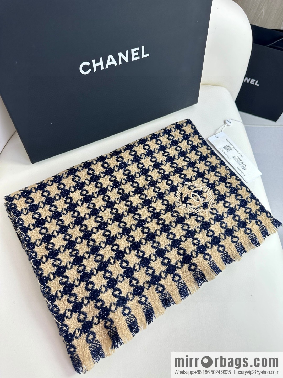 CHANEL 2023 Chanel new cashmere thousand bird grid scarf