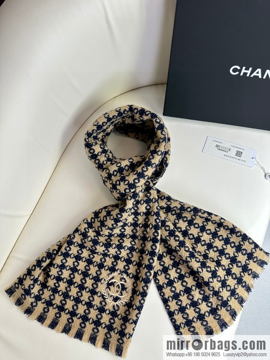 CHANEL 2023 Chanel new cashmere thousand bird grid scarf