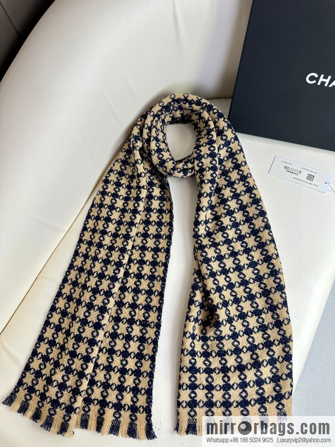 CHANEL 2023 Chanel new cashmere thousand bird grid scarf