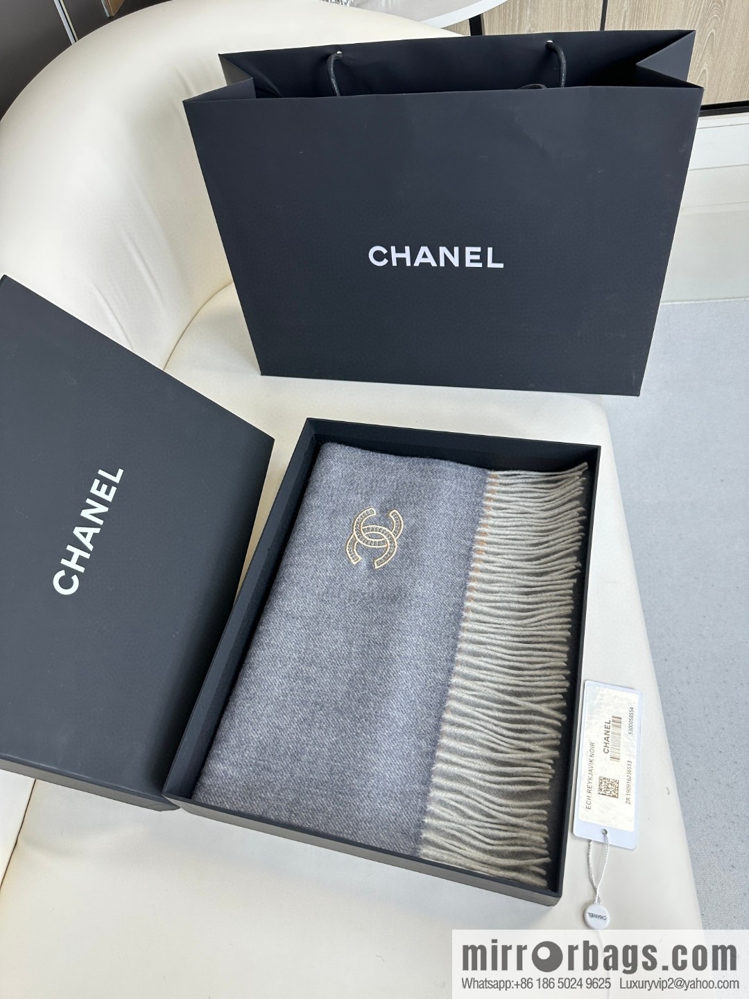 CHANEL Paris Fashion Show Business Men's and Women's Universal Double-Sided Cashmere Shawl