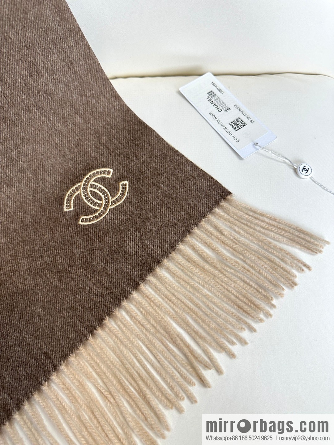 CHANEL Paris Fashion Show Business Men's and Women's Universal Double-Sided Cashmere Shawl