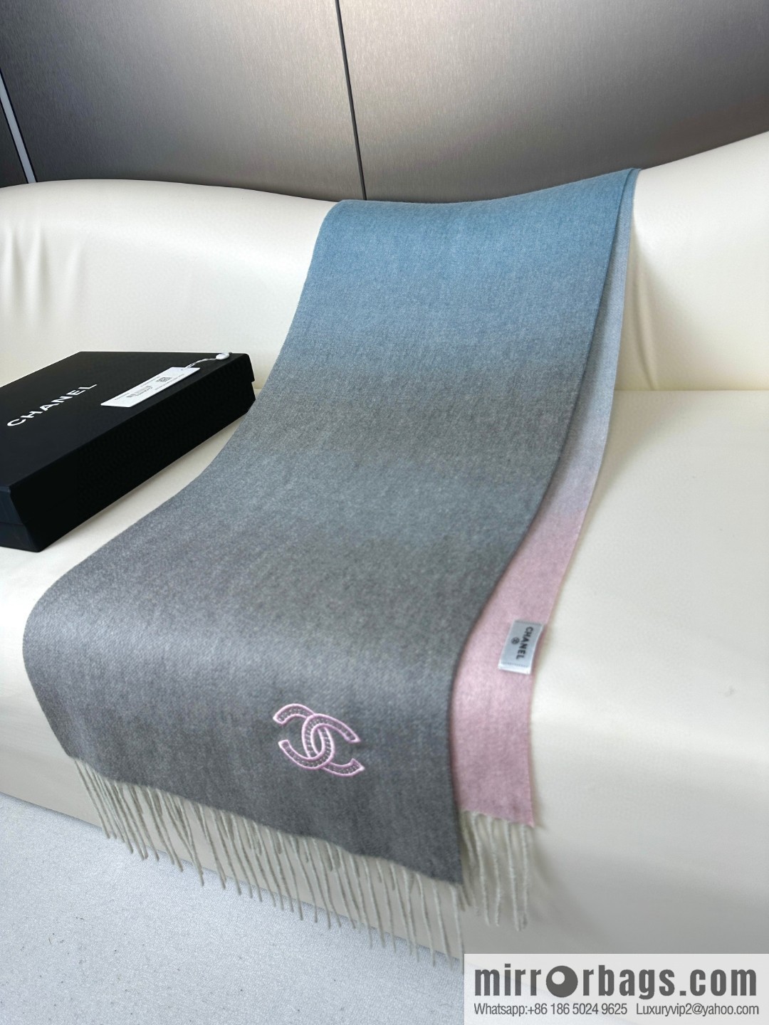 CHANEL Paris Fashion Show Business Men's and Women's Universal Double-Sided Cashmere Shawl