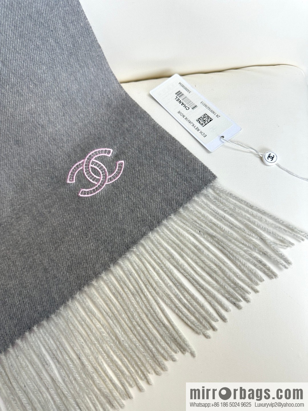 CHANEL Paris Fashion Show Business Men's and Women's Universal Double-Sided Cashmere Shawl