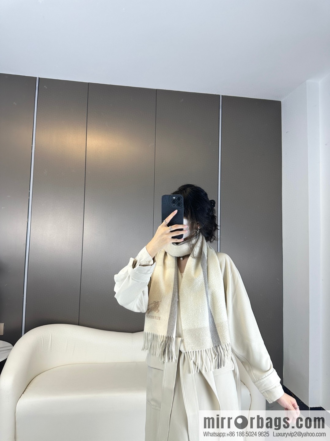 Burberry, classic warhorse logo cashmere scarf