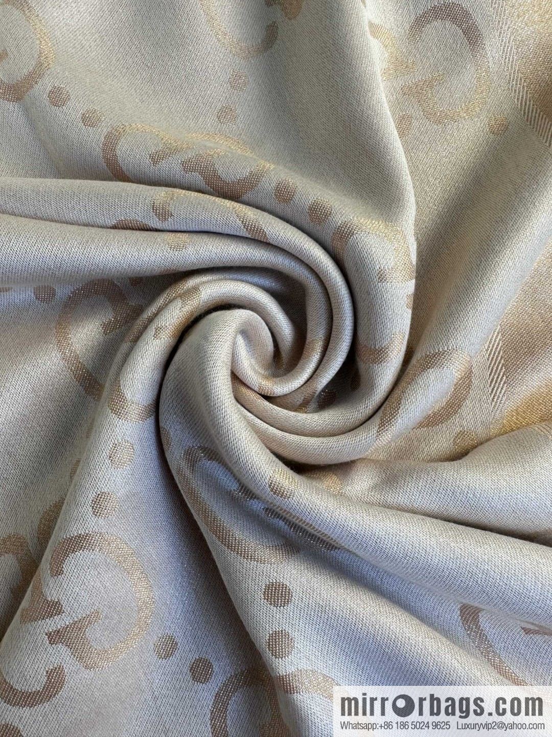 GUCCI GG gold thread jacquard shawl