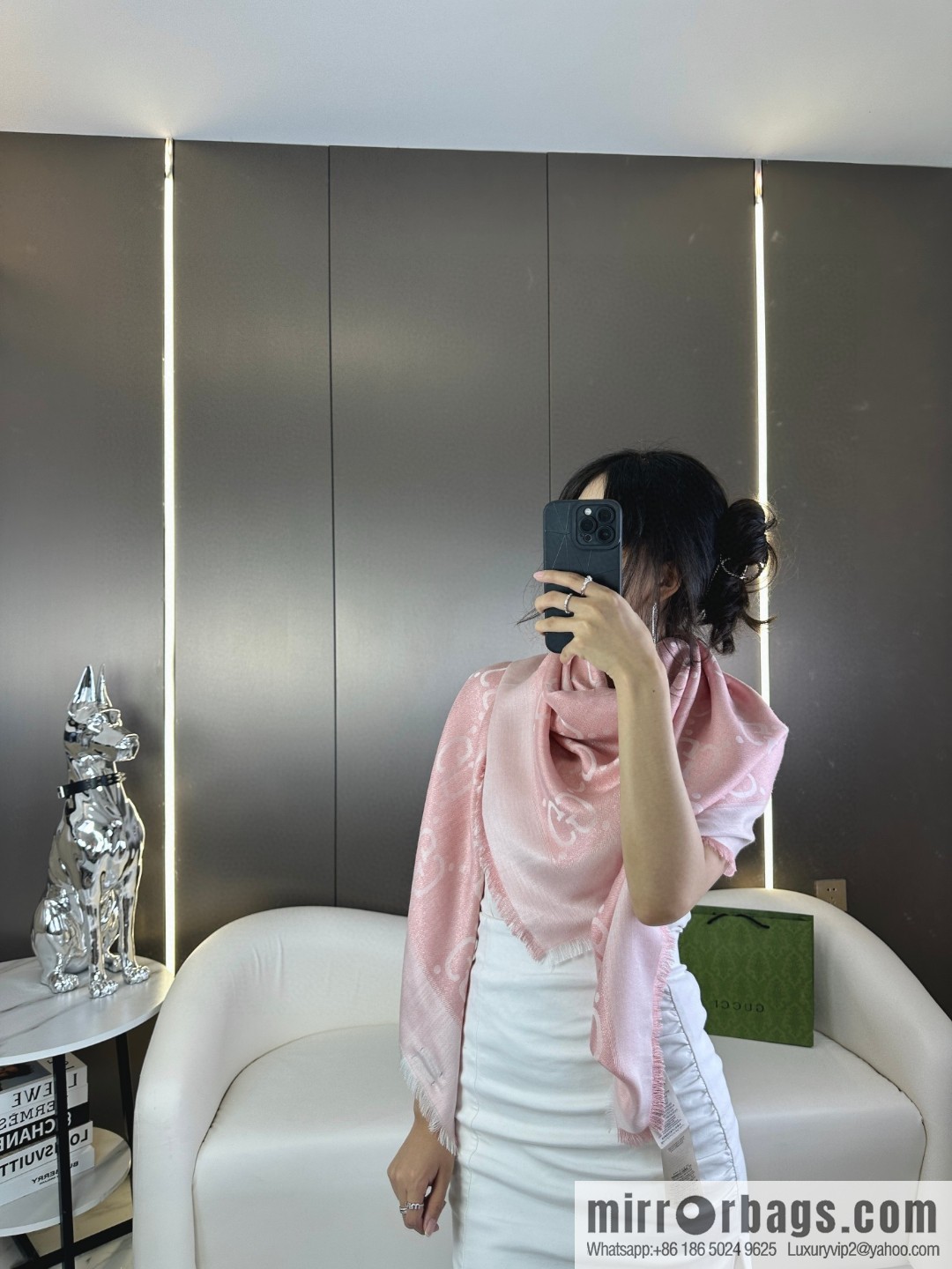 GUCCI GG gold thread jacquard shawl