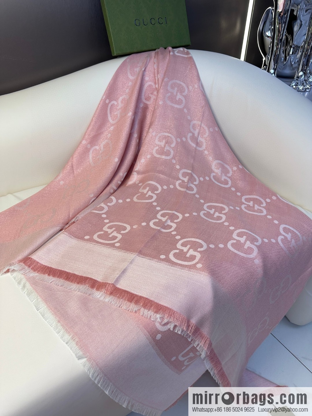 GUCCI GG gold thread jacquard shawl