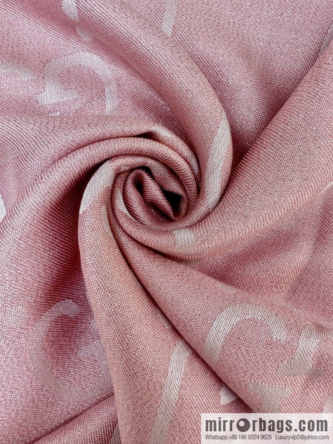 GUCCI GG gold thread jacquard shawl