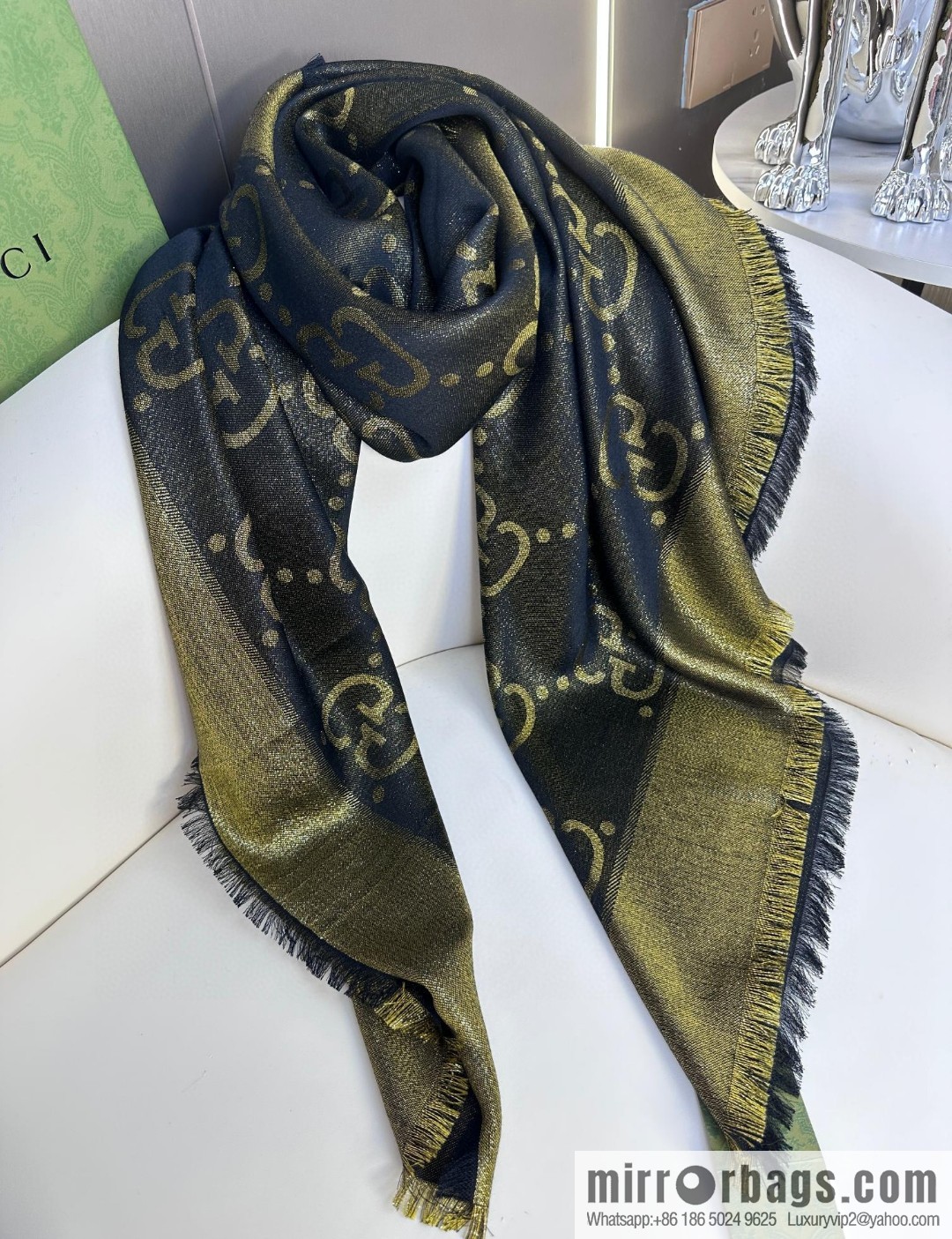 GUCCI GG gold thread jacquard shawl