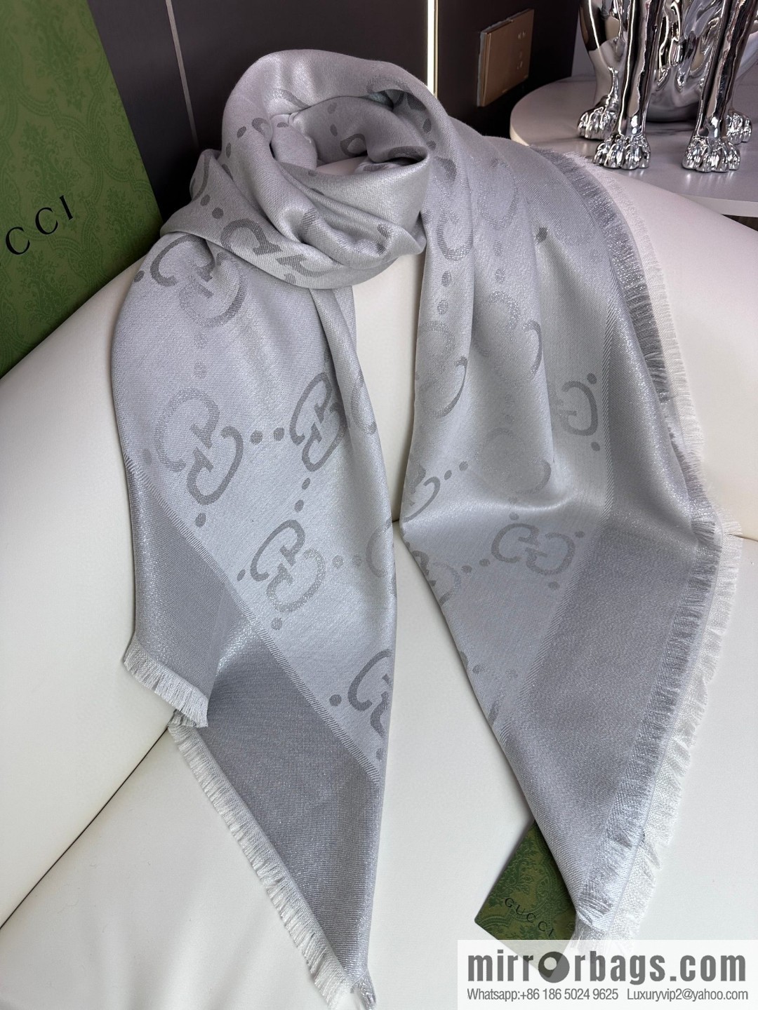 GUCCI GG gold thread jacquard shawl