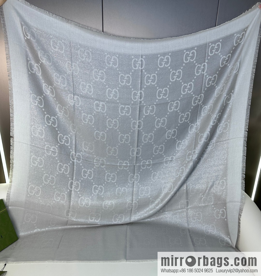 GUCCI GG gold thread jacquard shawl