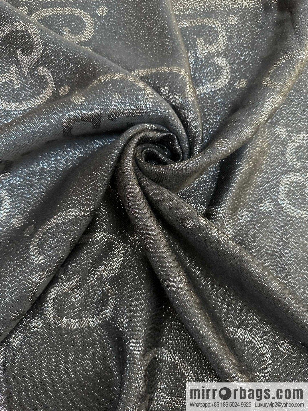 GUCCI GG gold thread jacquard shawl