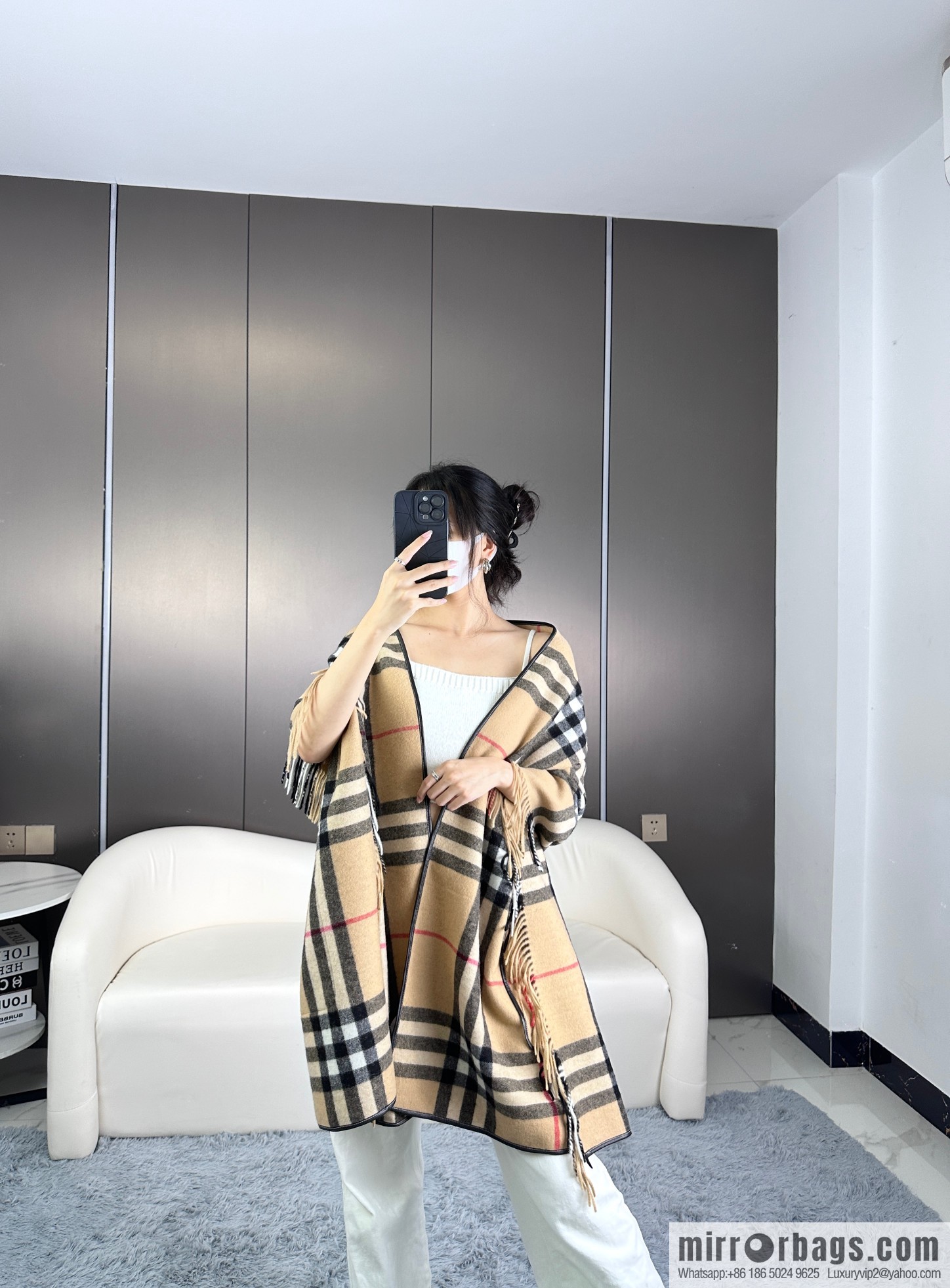 Burberry, the latest logo plaid cape large shawl