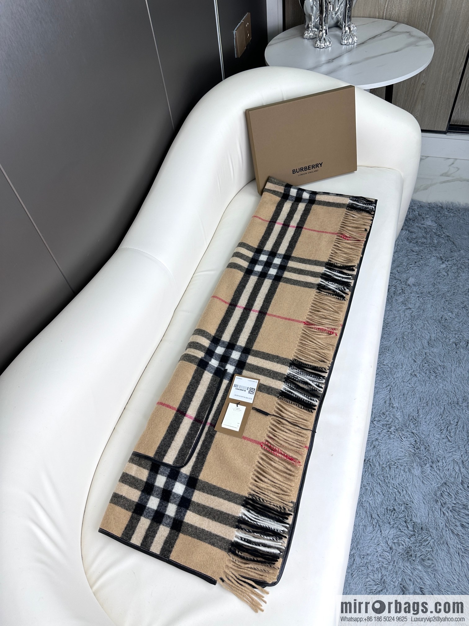 Burberry, the latest logo plaid cape large shawl