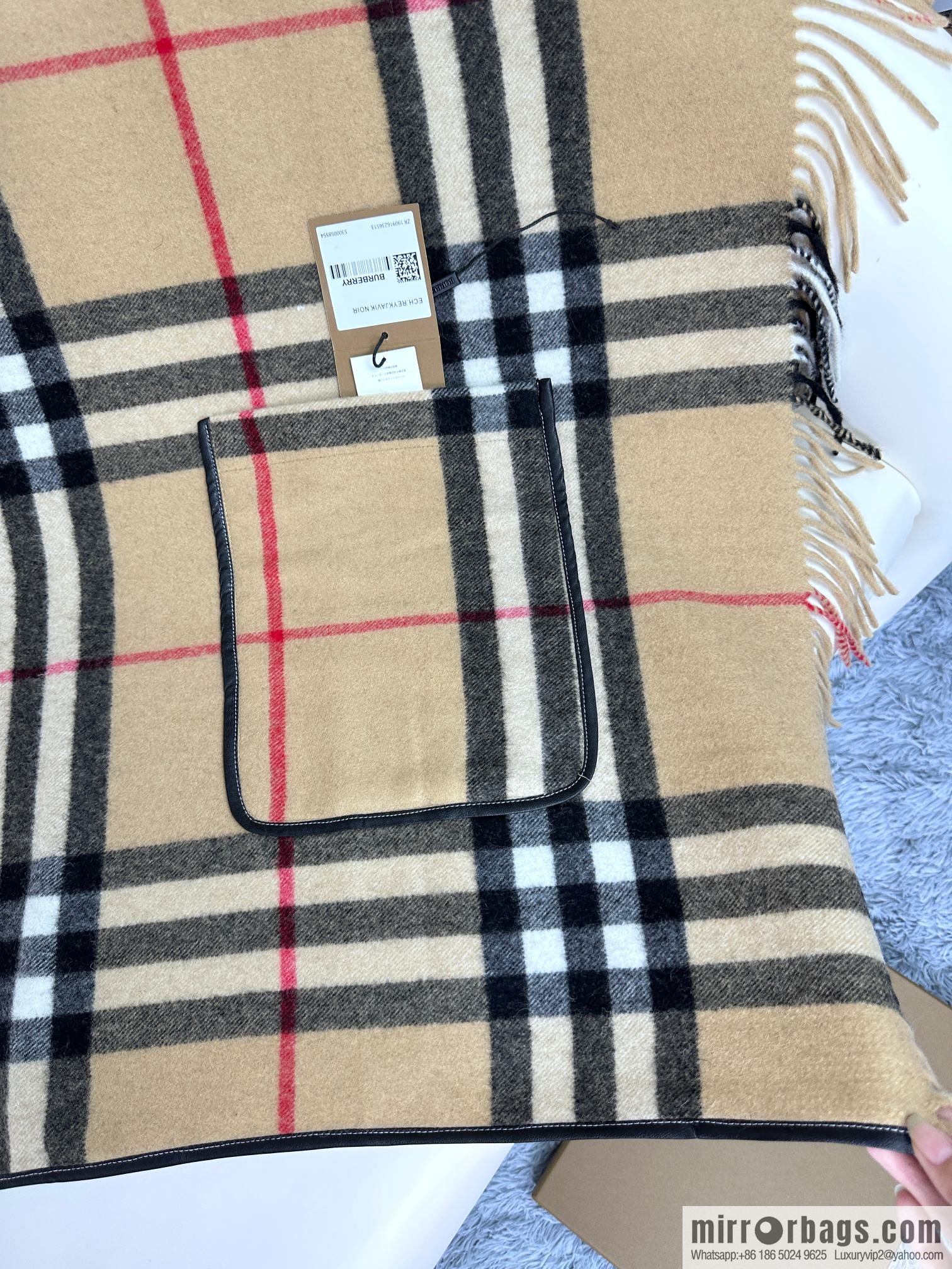 Burberry, the latest logo plaid cape large shawl