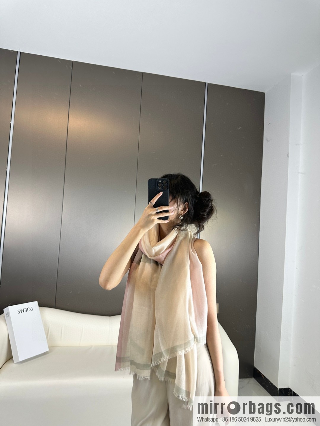 LOEWE LW light plaid long towel