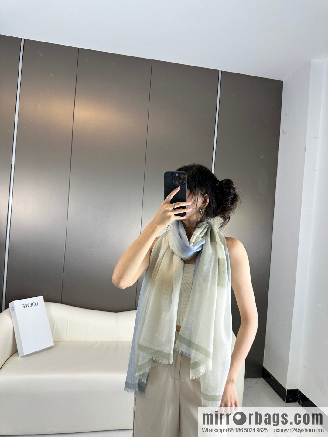 LOEWE LW light plaid long towel