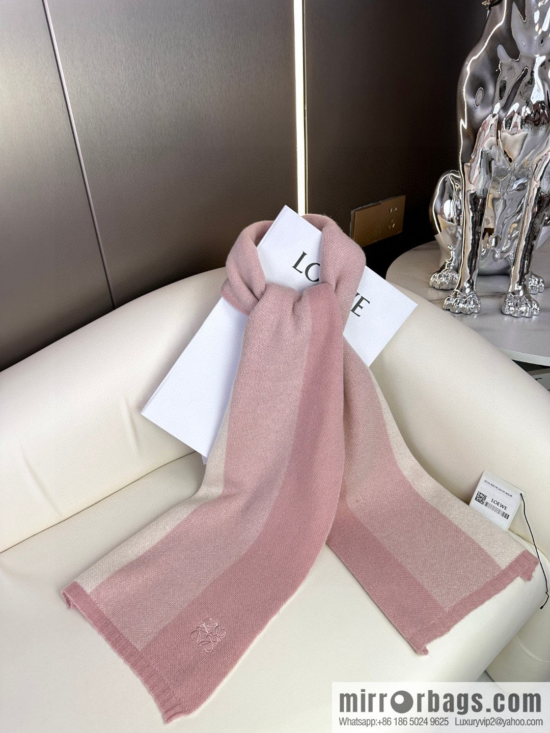 LOEWE 2023 new knitted scarf
