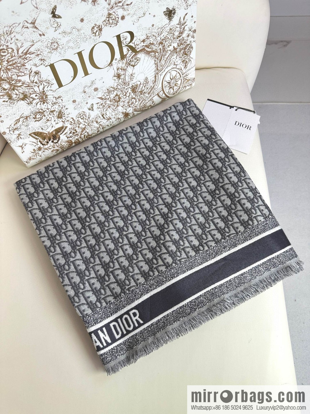 DIOR Oblique print shawl