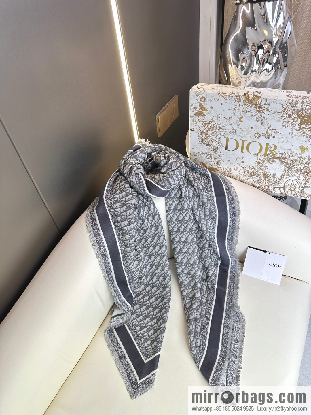 DIOR Oblique print shawl