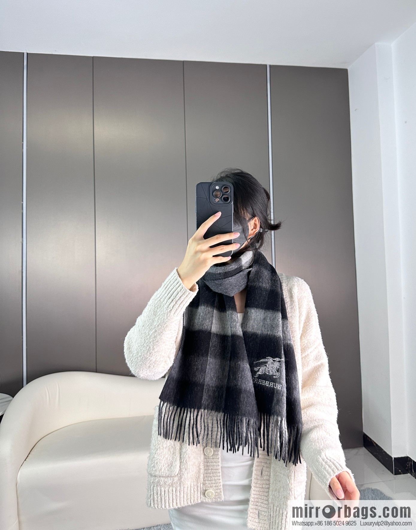 Burberry, counter-grade classic cashmere plaid scarf