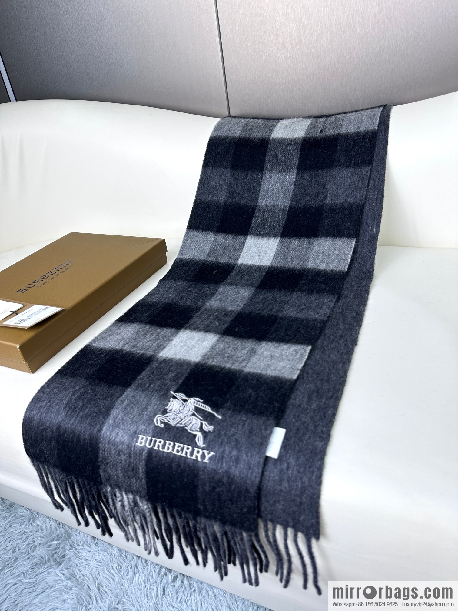 Burberry, counter-grade classic cashmere plaid scarf
