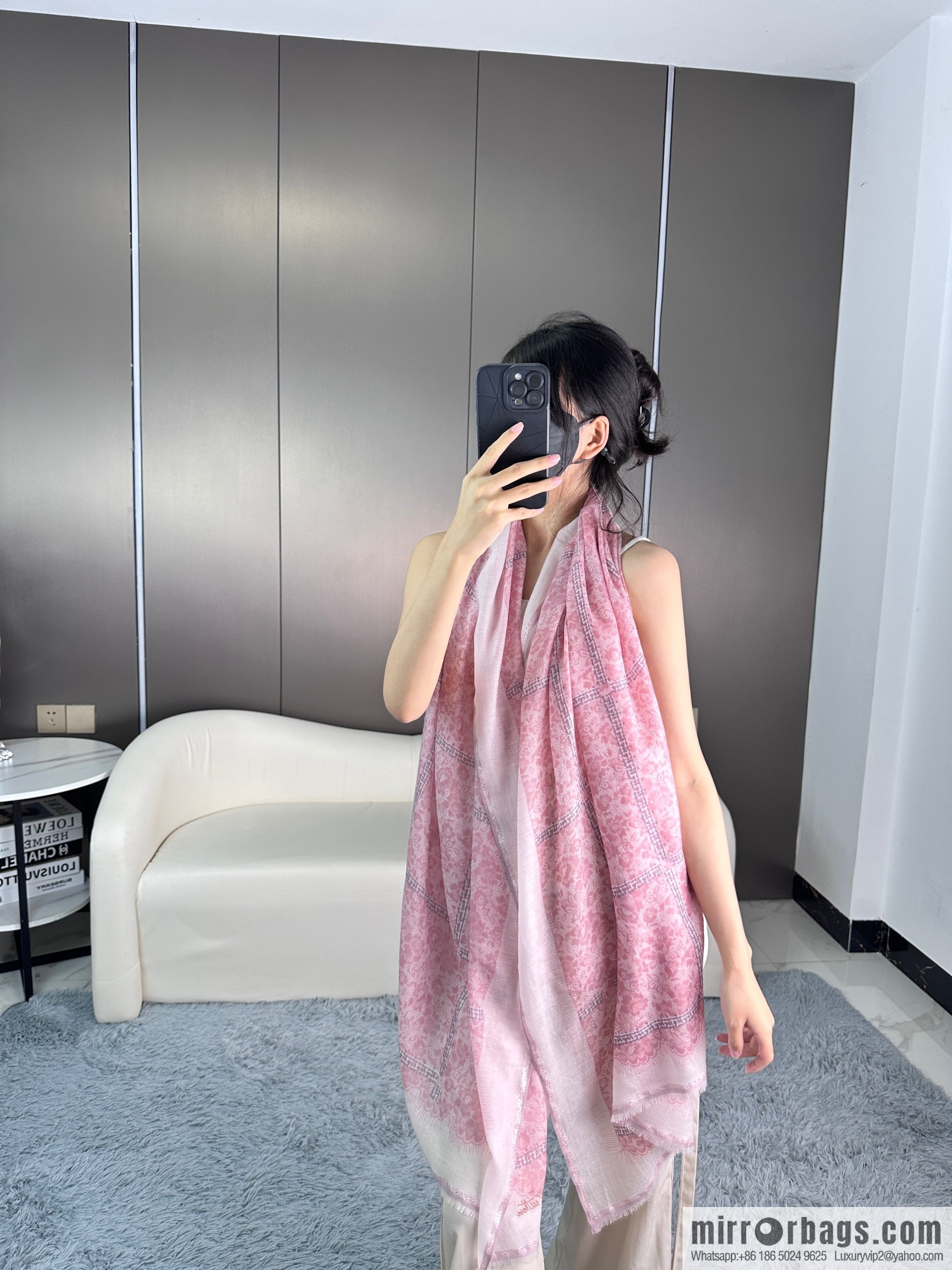 LV 2023 new, cashmere scarf.