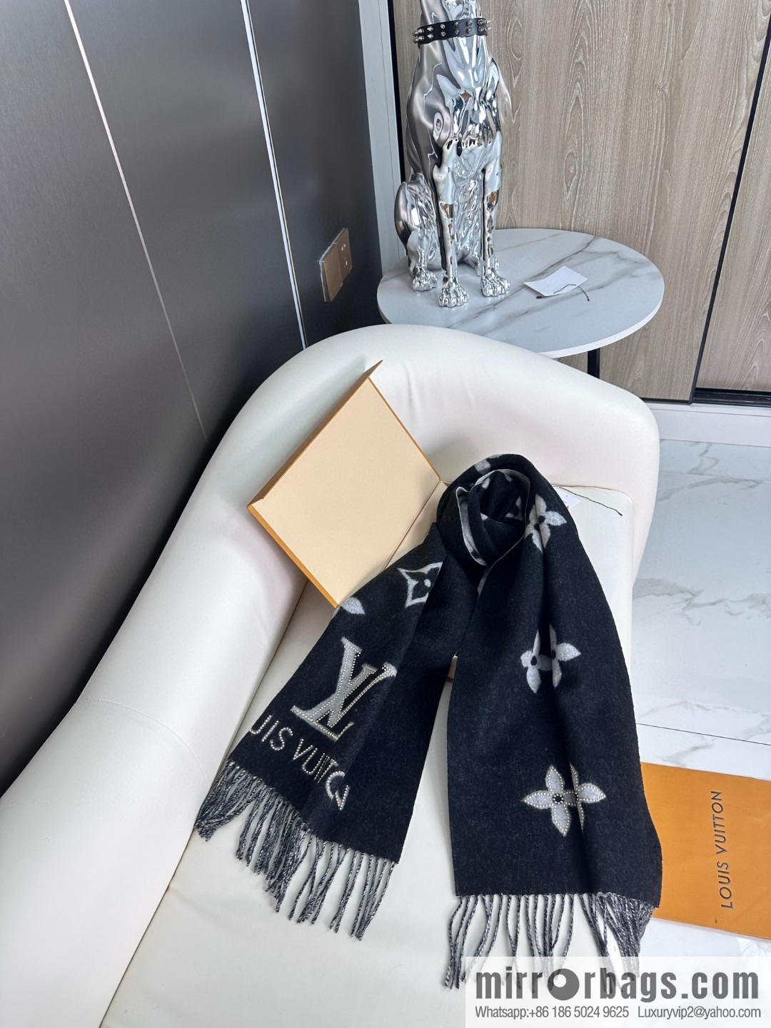 CHANEL 2023 New Reykjavik Riveted Scarf M71588 M76076